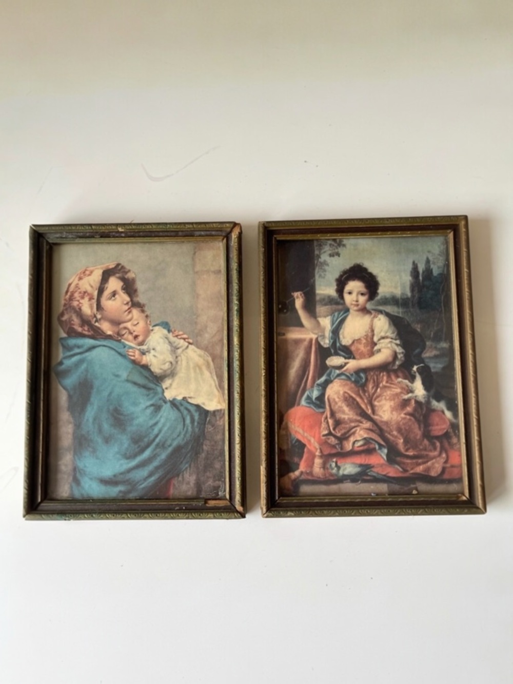 2 Vintage‎ Paintings